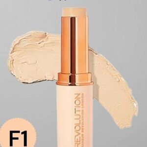 Revolution F1 Foundation Stick - Creamy Perfection